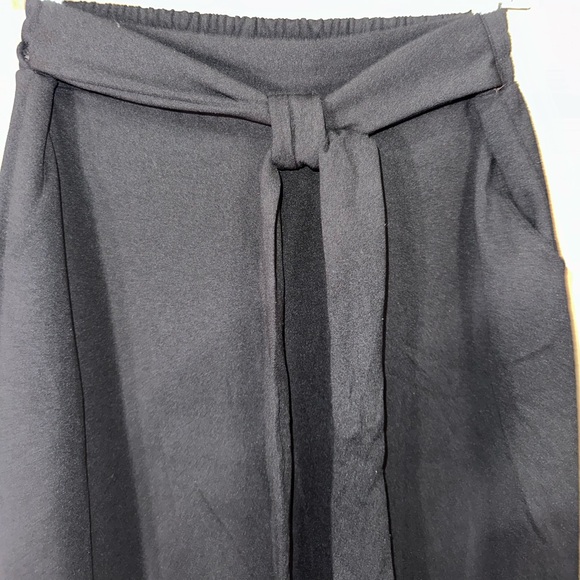 Large Black Wide Leg Dress Pants - Picture 5 of 7